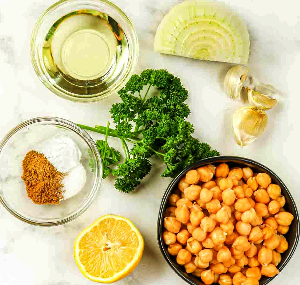 A close-up of the pea-lafel mixture.